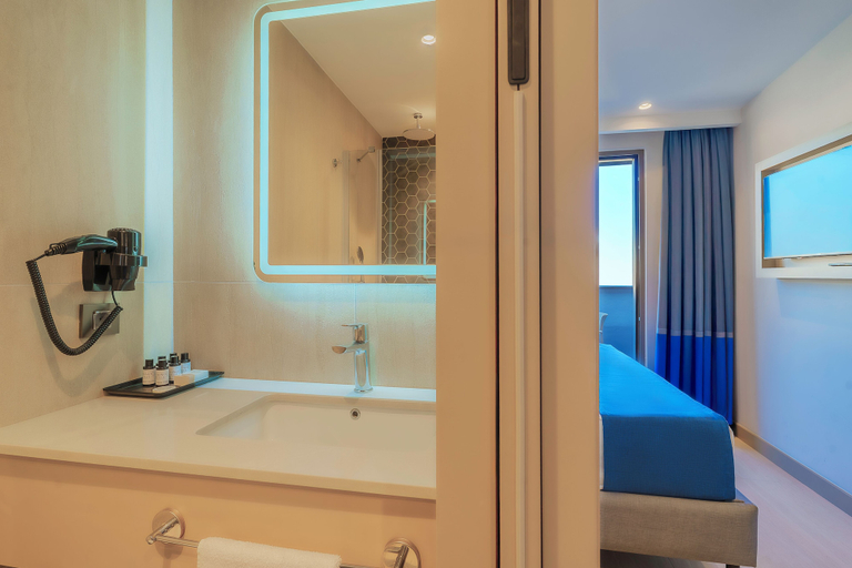 Bathroom 5, Echinus Blue Hotel, Antalya
