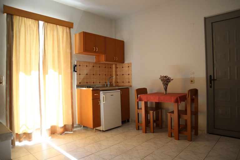 Private kitchen 3, Platanes Hotel Apartments Rethymno, Crete