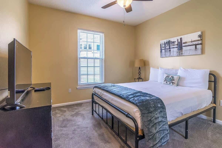 Bedroom 3, Legacy Villa 1702, Harrison
