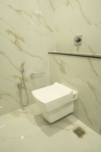 Bathroom 3, The Grand Icon, Chandrapur