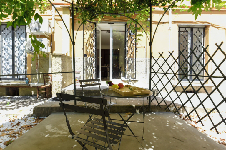 Outdoor dining 5, Maisonette Apartment with Outdoor Dining - Happy Rentals, Genova