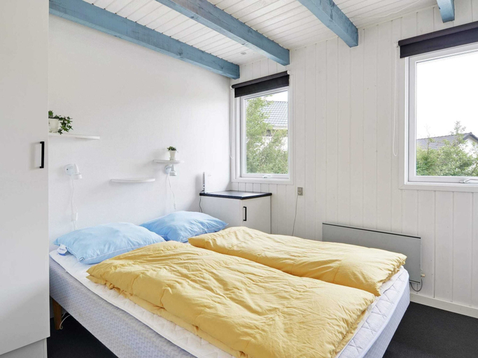 Bedroom 2, 4 Star Holiday Home in Hemmet, Ringkøbing-Skjern