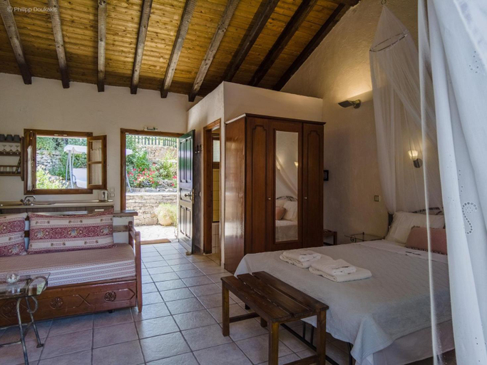 Bedroom 2, Adamantia Studio S3, Ionian Islands