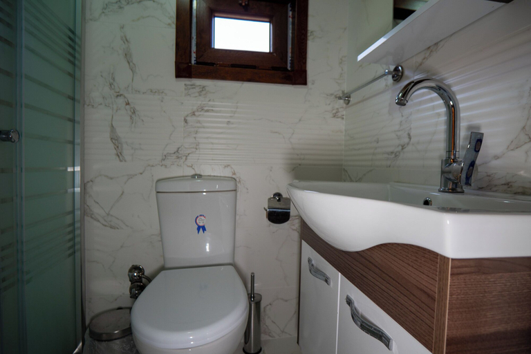 Bathroom, Palam Pansiyon, Çamlıhemşin