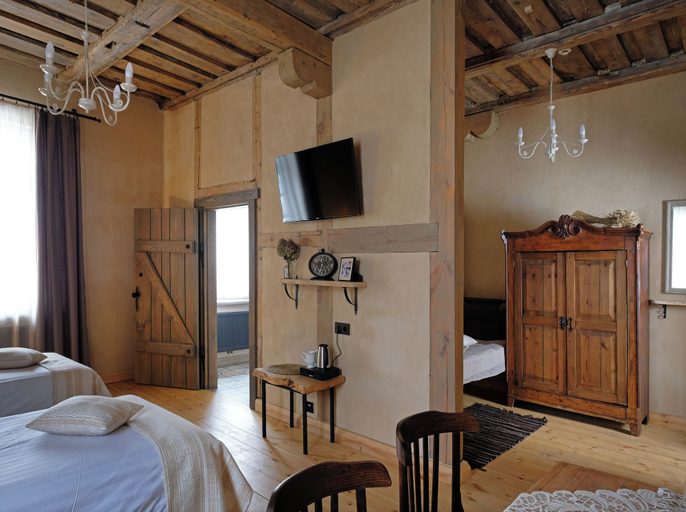 Bedroom 2, Mazmežotnes muiža, Bauska