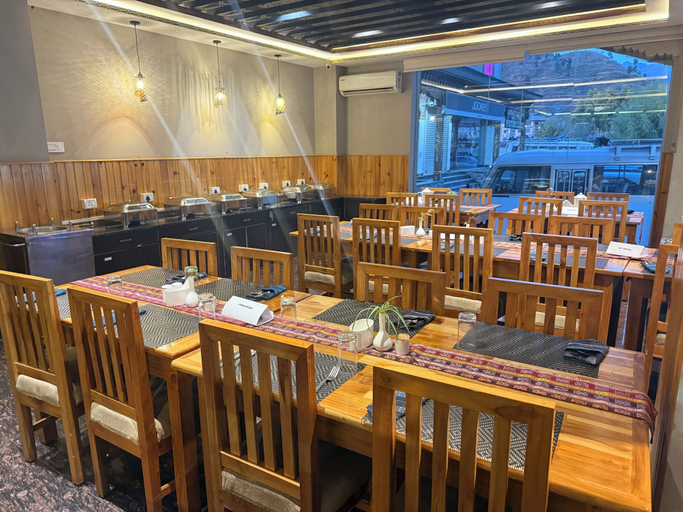 Others 4, Hotel Center Point, Wangchang