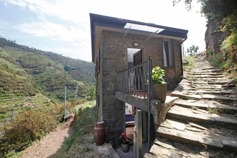 Exterior, FIESSE COTTAGE, La Spezia