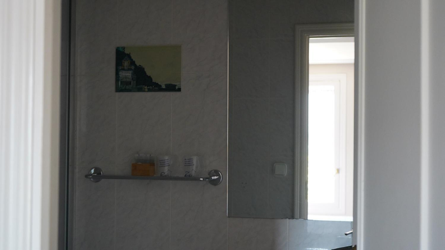 Bathroom, Casa de marinos UribeKosta, Vizcaya