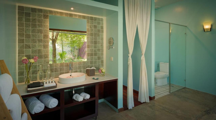 Bathroom 4, Habana Angkor Resort, Siem Reap