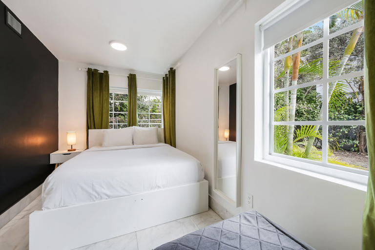 Room 4, Alton Apts by At Mine Hospitality, Miami-Dade