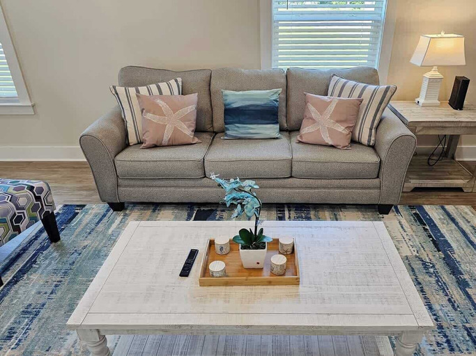 Living area 4, Seaside Bliss, Harrison