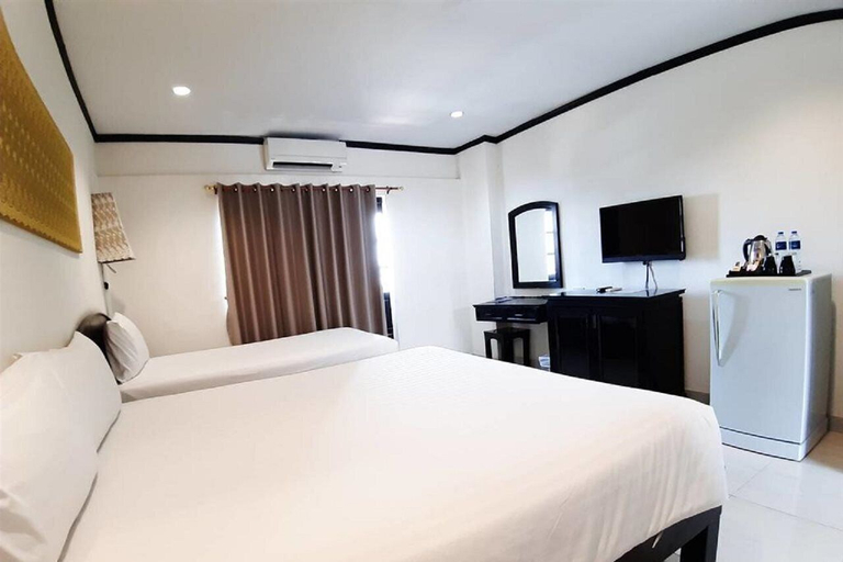 Bedroom 4, Essential Pattaya, Pattaya