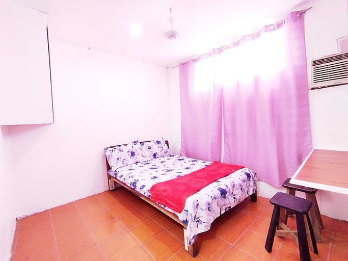 Room 4, OYO 1214 Cherry Travellers Inn, San Jose