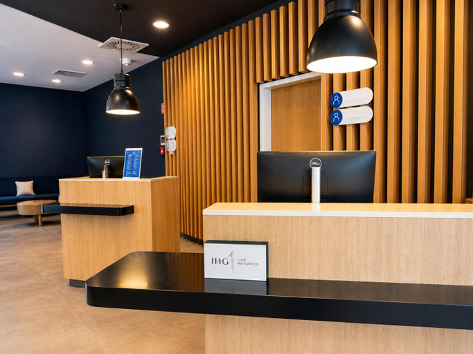 Public Area 3, Holiday Inn Express MUNICH AIRPORT - ERDING, Erding
