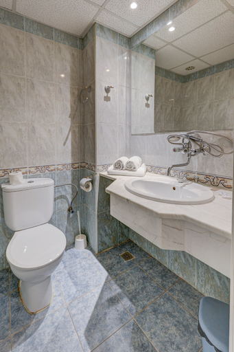 Bathroom 5, Hotel Shipka All Inclusive, Varna