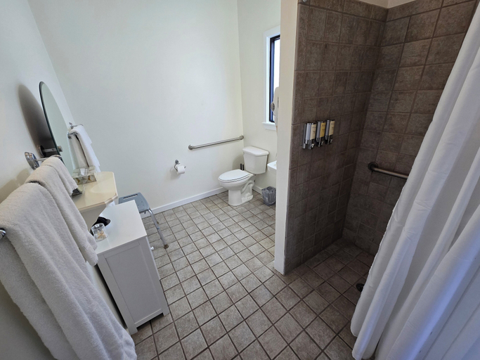Bathroom 4, St James Bay Golf & Pickleball Resort, Franklin