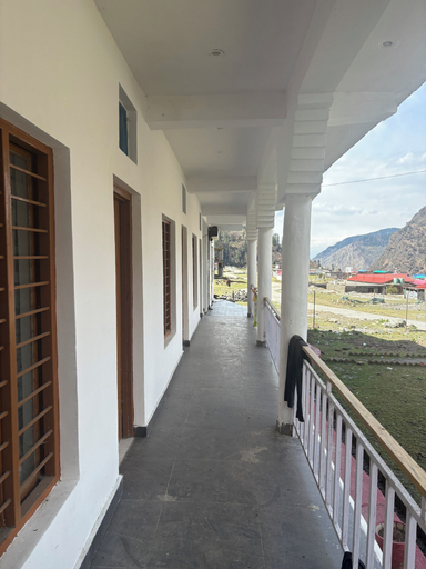Exterior detail, Omji Niwas - Swastik Kharsali, Uttarkashi