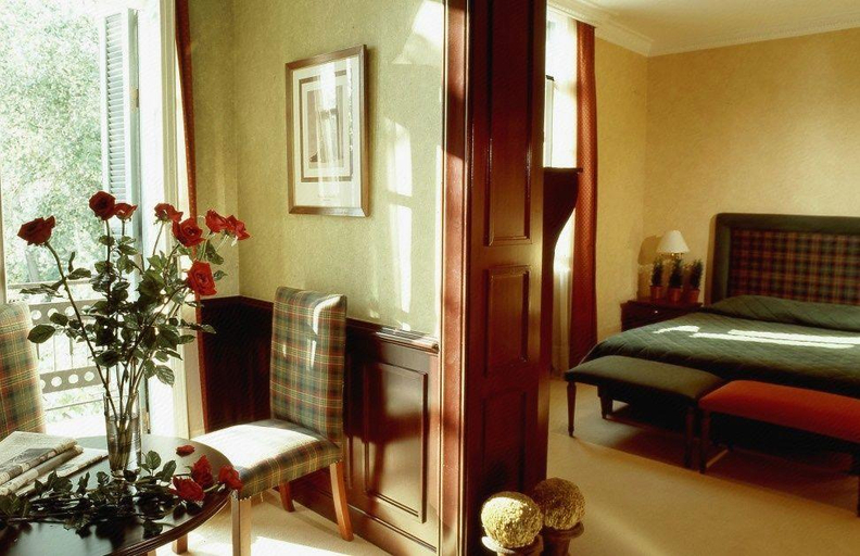 Bedroom 3, Kefalari Suites, Attica
