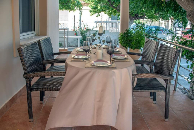 Room 5, Seaside Plitra Paradiso - Steps From the Beach, Peloponnese