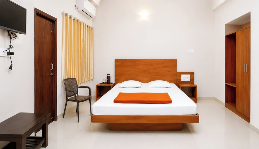 Room 5, Hotel Narendra View Puri Near Temple, Puri