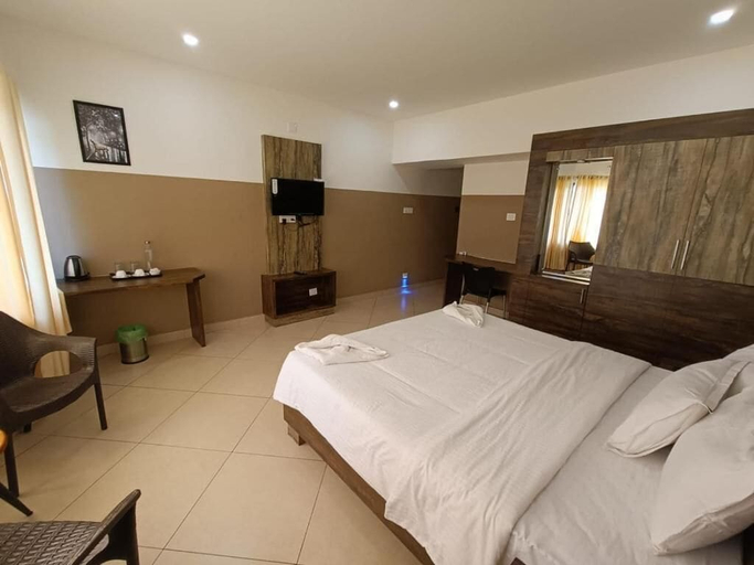 Room 3, Winterfeel Bellmount by Neon Nest, The Nilgiris