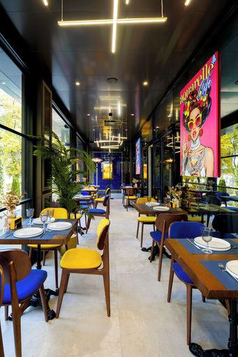 Food & Drinks 5, Art Hotel, Chisinau