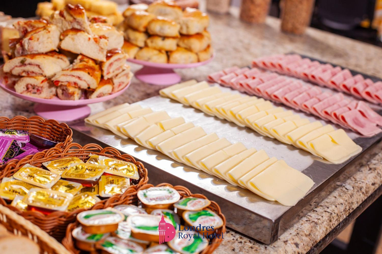Food & Drinks 3, Londres Royal Hotel - Cama de alvenaria, Londrina