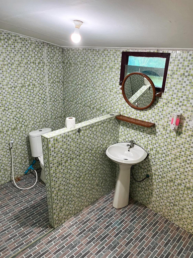Bathroom 5, Kama Siri Koh Kood, K. Ko Kut