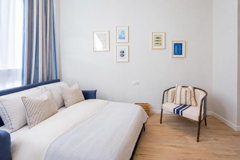 Bedroom 2, CASA FLORIT - Mediterranean Pirate Suites, Valencia