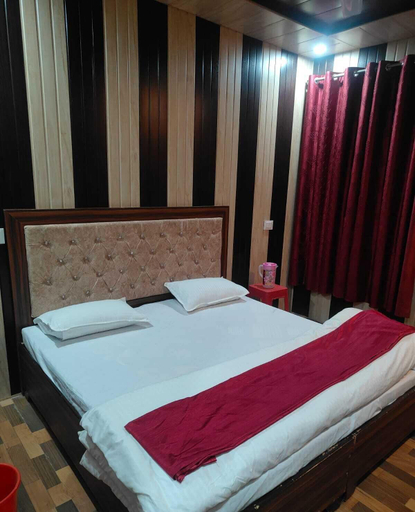 Room 2, Jay jyoti resorts & caffe, Rudraprayag