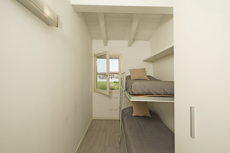 Bedroom 2, Montecolo Resort E7 by Wonderful Italy, Brescia