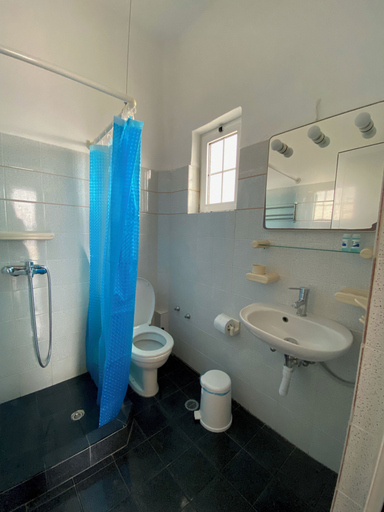 Bathroom 5, Blue Dolphin Aegina, Attica