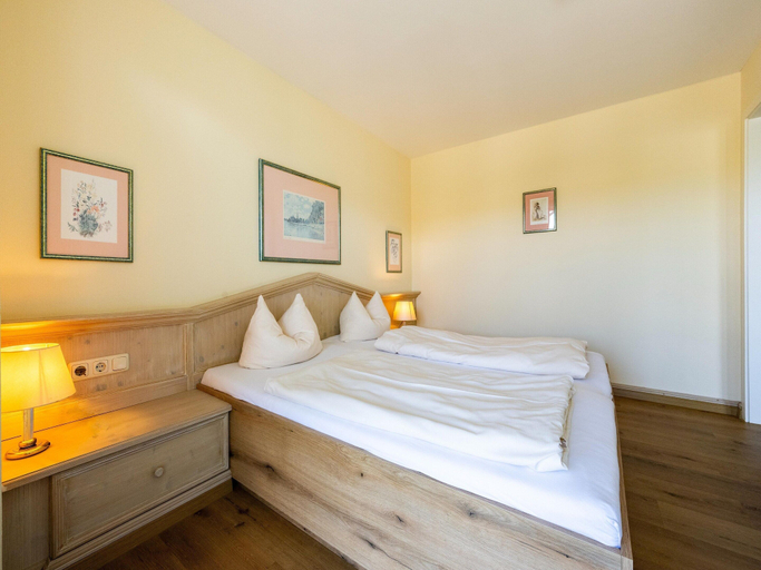 Room 4, Komfortables Studio am Kurpark in Bad Birnbach, Rottal-Inn