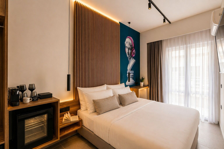 Bedroom 3, The Q Hotel, Attica