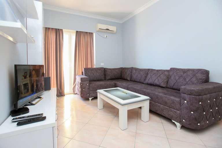 Others 4, Sea View 1-bed Apartment in Vlore, Vlorës