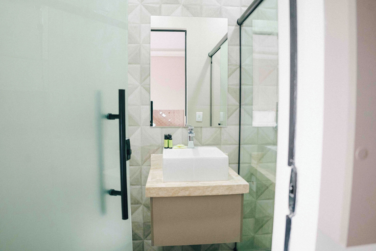 Bathroom, Roga Village, Atibaia