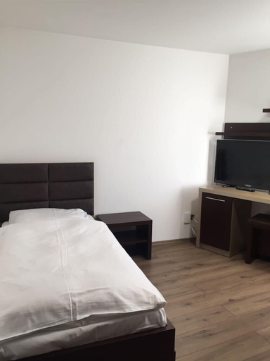 Bedroom 4, Main Appartments Frankfurt Airport, Groß-Gerau