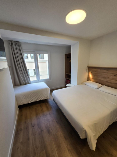 Bedroom 3, B&H Boreal, Burgos