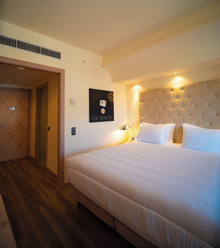 Bedroom 3, Club Hotel Casino Loutraki, Peloponnese
