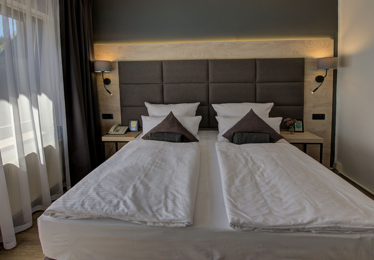 Bedroom 4, Waldhotel Wandlitz, Barnim
