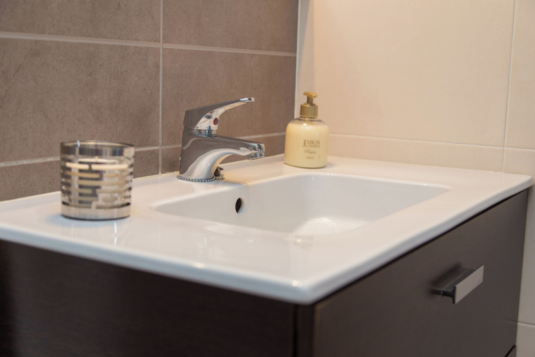 Bathroom 4, Monlar Campanar, Valencia