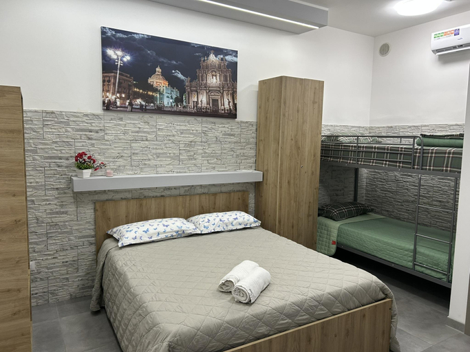 Others 4, La Pescheria - Mini Apartments, Catania