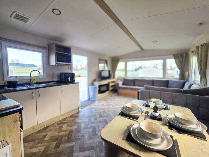 Living area 4, Static Caravan 3 Bed Sleeps 8 Dog Friendly Parking, Northamptonshire
