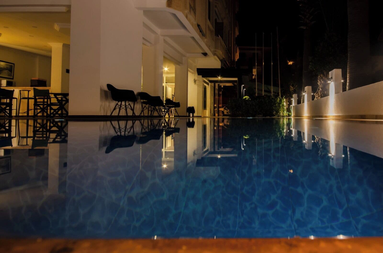 Pool 5, A.EMRELİ OTEL, Ayvalık