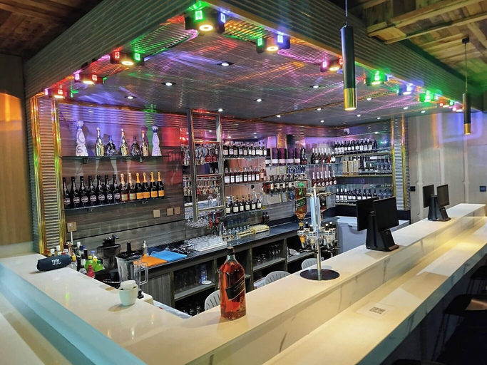 Food & Drinks 5, Dorville Hotel And Suites, Okpe