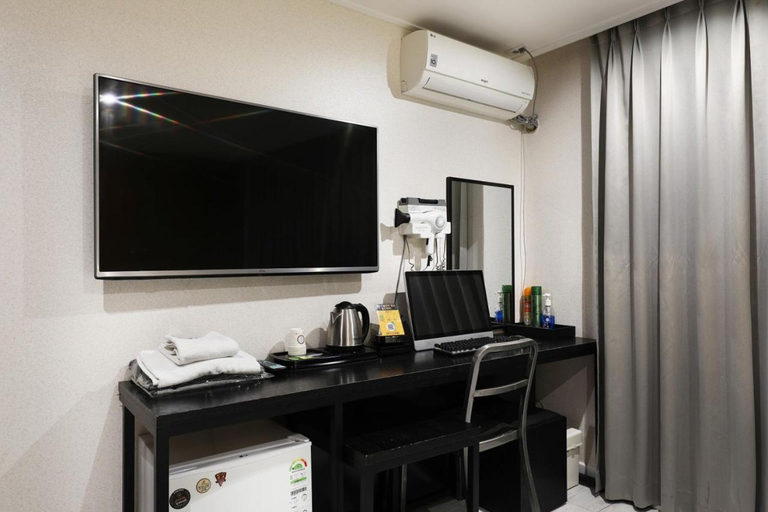 Others 4, Selene Hotel, Songpa
