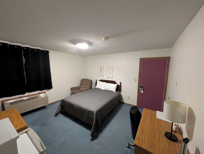 Room 3, Auburn Inn South, Nemaha