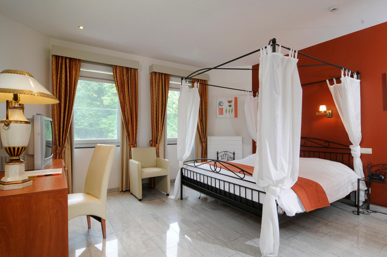 Bedroom 2, Kasteel Wurfeld, Limburg