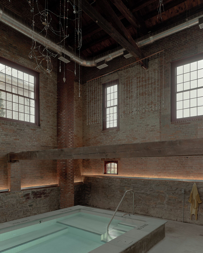 Sport & Beauty 2, Pocketbook Hotel and Bath, Columbia