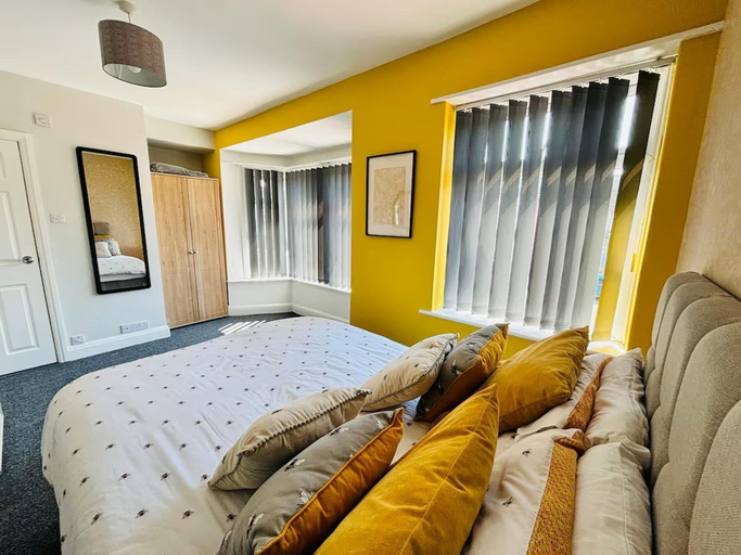Primary image, Blackpool Bliss Spacious 4 Bedroom House, Blackpool
